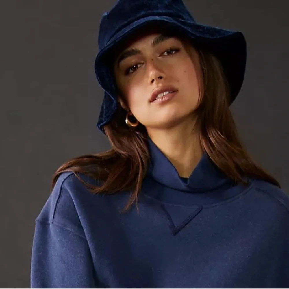 Velvet Bucket Hat-NAVY